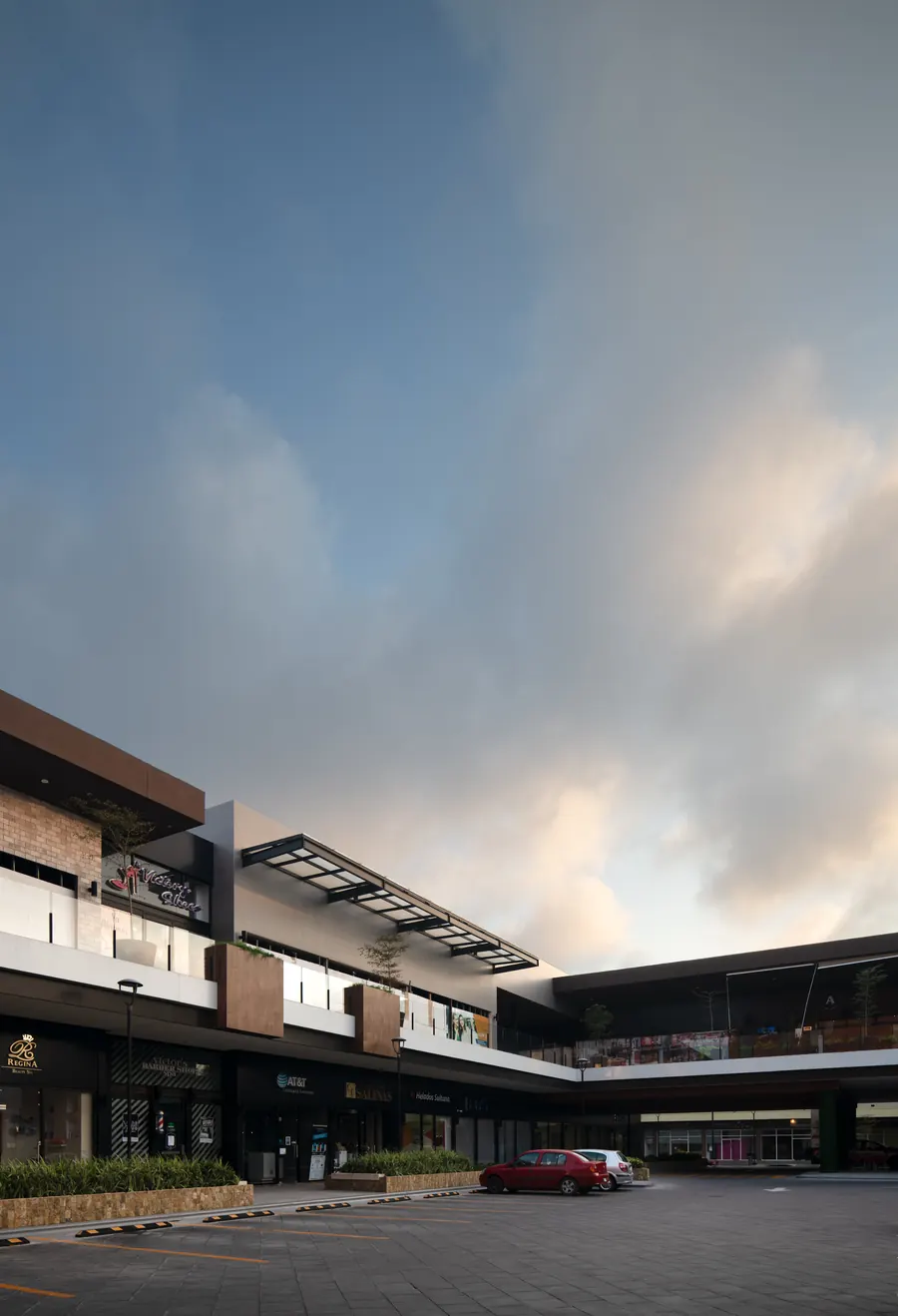 Fotografía del proyecto Plaza Altavista Paseo del portafolio LUCONSA: andador comercial al atardecer